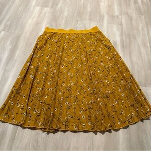 Andi + James Yellow Pleated Floral Stretch Skirt Sz L